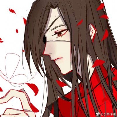 段奕宏参加烈士遗骸归国仪式面容严肃